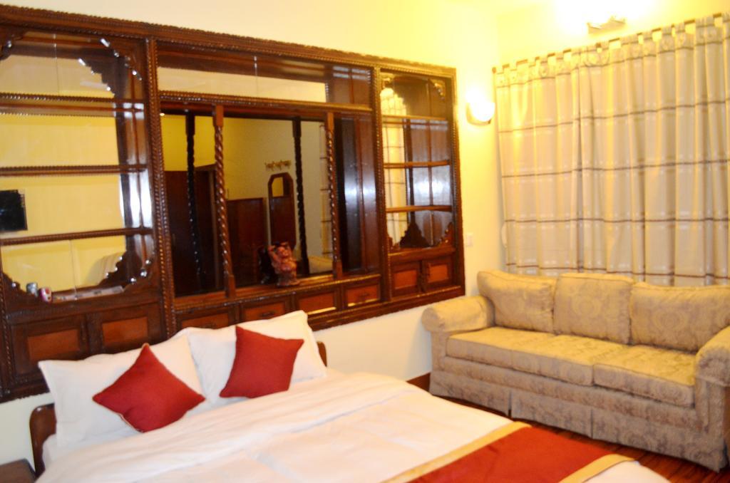 Potala Tourist Home Katmandú Habitación foto